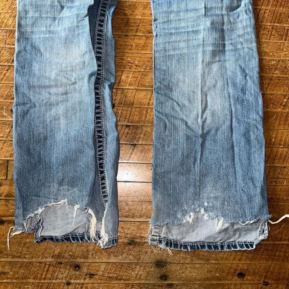 BKE Justin Straight distressed 30L cowboy normcore jeans
